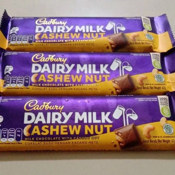  Cadbury  Hazelnut 62 g isi 6 box per box isi 24 pcs per karton isi 144 pcs (7622201822194)